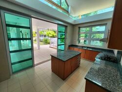 Holland Road (D10), Detached #536441391